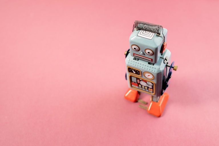 Firma w ChatGPT – robot jako symbol sztucznej inteligencji polecającej lokalne firmy